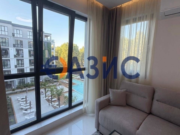 Двустаен апартамент в к.к. Слънчев бряг - 60 кв.м за 1917 €/кв.м - Снимка #1