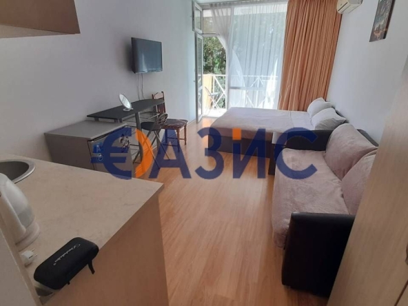 Едностаен апартамент в к.к. Слънчев бряг - 30 кв.м за 1500 €/кв.м - Снимка #1