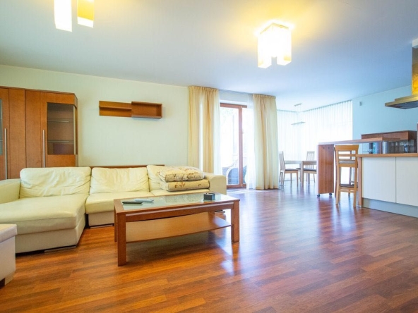Тристаен апартамент в София, Манастирски ливади - 84 кв.м за 2024 €/кв.м - Снимка #1