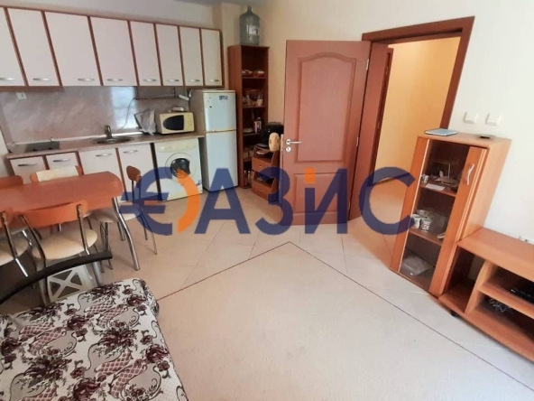 Тристаен апартамент в к.к. Слънчев бряг - 90 кв.м за 823 €/кв.м - Снимка #1