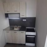 Дава се под наем Едностаен апартамент в Пловдив, Изгрев - 35 кв.м за 275 € - Снимка #1