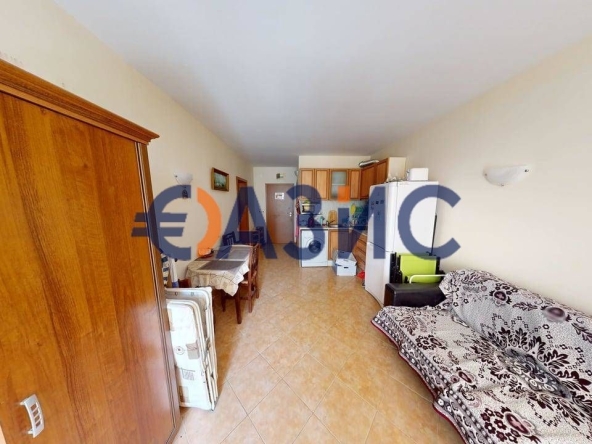 Двустаен апартамент в к.к. Слънчев бряг - 74 кв.м за 1014 €/кв.м - Снимка #1