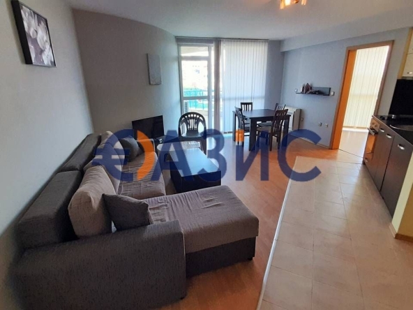 Двустаен апартамент в Поморие - 71 кв.м за 1141 €/кв.м - Снимка #1