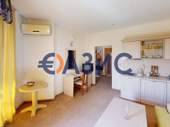 Двустаен апартамент в к.к. Слънчев бряг - 61 кв.м за 1000 €/кв.м - Снимка #1
