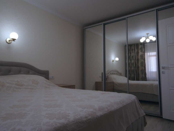 Дава се под наем Двустаен апартамент в София, Кръстова вада - 72 кв.м за 500 € - Снимка #1