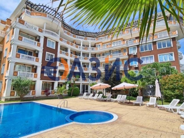 Двустаен апартамент в к.к. Слънчев бряг - 84 кв.м за 1133 €/кв.м - Снимка #1