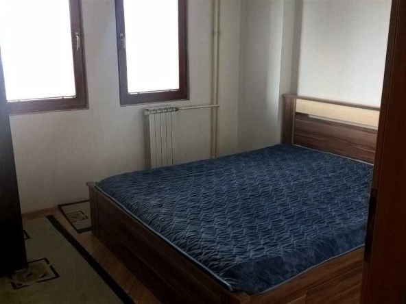 Дава се под наем Двустаен апартамент в Бургас, Изгрев - 64 кв.м за 178.5 € - Снимка #1