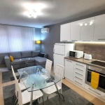 Дава се под наем Двустаен апартамент в Пловдив, Съдийски - 61 кв.м за 375 € - Снимка #1