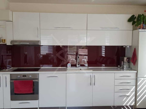 Дава се под наем Тристаен апартамент в Пловдив, Мараша - 107 кв.м за 590 € - Снимка #1