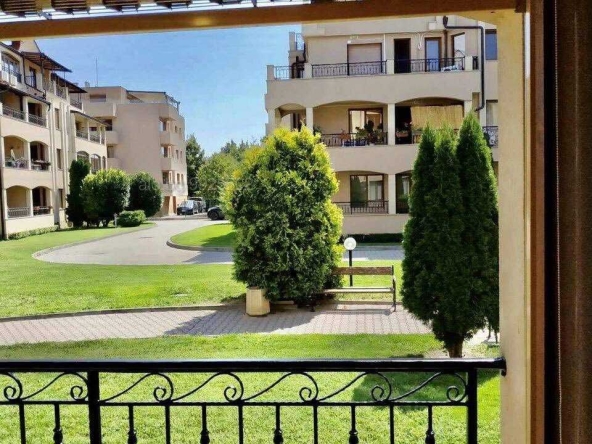 Дава се под наем Двустаен апартамент в Пловдив, Остромила - 70 кв.м за 548.25 € - Снимка #1