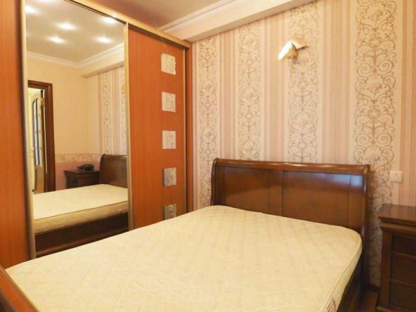 Дава се под наем Двустаен апартамент в София, Горубляне - 86 кв.м за 373.83 € - Снимка #1