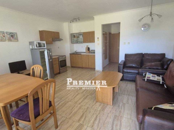 Тристаен апартамент в Свети Влас - 80 кв.м за 670 €/кв.м - Снимка #1