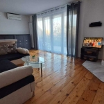 Дава се под наем Къща в София, Горна баня - 150 кв.м за 1428 € - Снимка #1