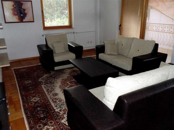 Дава се под наем Двустаен апартамент в Бургас, Възраждане - 54 кв.м за 178.5 € - Снимка #1