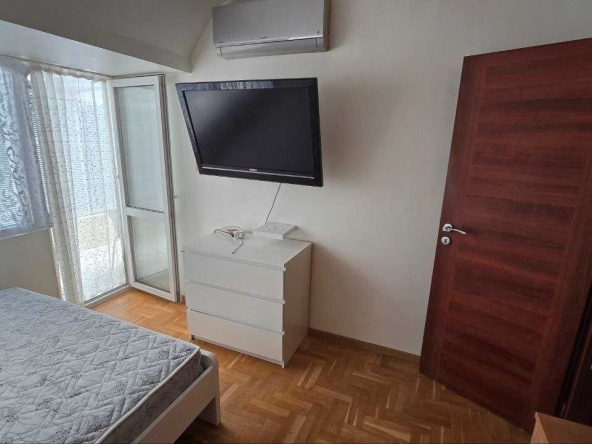 Дава се под наем Двустаен апартамент в Варна, Окръжна болница - 65 кв.м за 433.5 € - Снимка #1