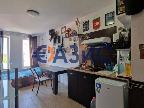 Едностаен апартамент в к.к. Слънчев бряг - 41 кв.м за 1293 €/кв.м - Снимка #1