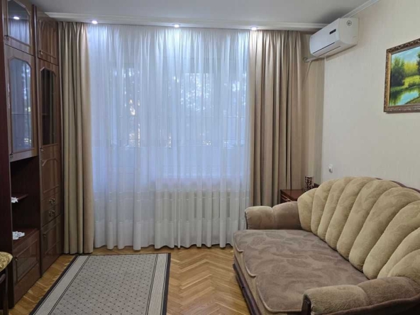 Дава се под наем Едностаен апартамент в София, Западен парк - 47 кв.м за 300 € - Снимка #1