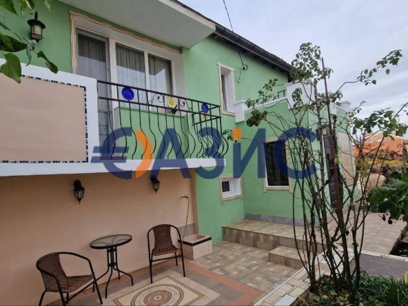 Къща в Средец - 174 кв.м за 411 €/кв.м - Снимка #1