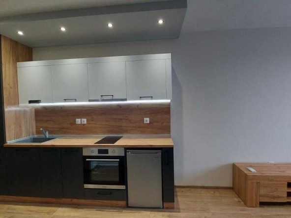 Дава се под наем Едностаен апартамент в Пловдив, Тракия - 30 кв.м за 224.4 € - Снимка #1