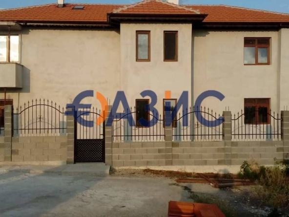 Къща в Бургас, Център - 206 кв.м за 446 €/кв.м - Снимка #1