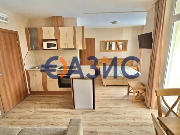Тристаен апартамент в к.к. Слънчев бряг - 55 кв.м за 765 €/кв.м - Снимка #1