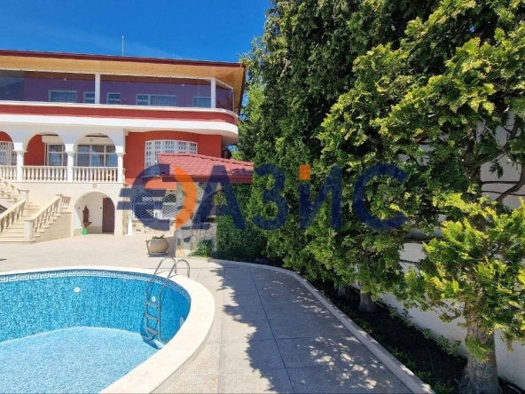 Къща в Свети Влас - 500 кв.м за 2020 €/кв.м - Снимка #1