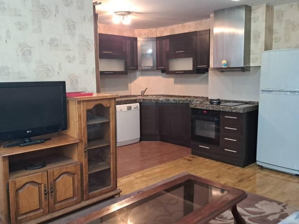 Дава се под наем Тристаен апартамент в Пловдив, Съдийски - 85 кв.м за 510 € - Снимка #1