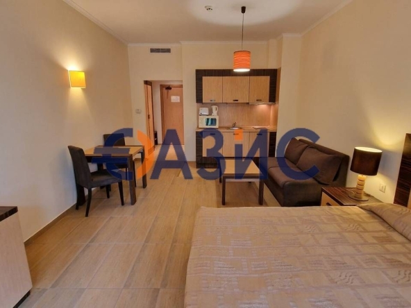 Едностаен апартамент в к.к. Слънчев бряг - 47 кв.м за 973 €/кв.м - Снимка #1