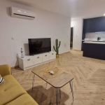 Дава се под наем Тристаен апартамент в Бургас, Сарафово - 125 кв.м за 1275 € - Снимка #1