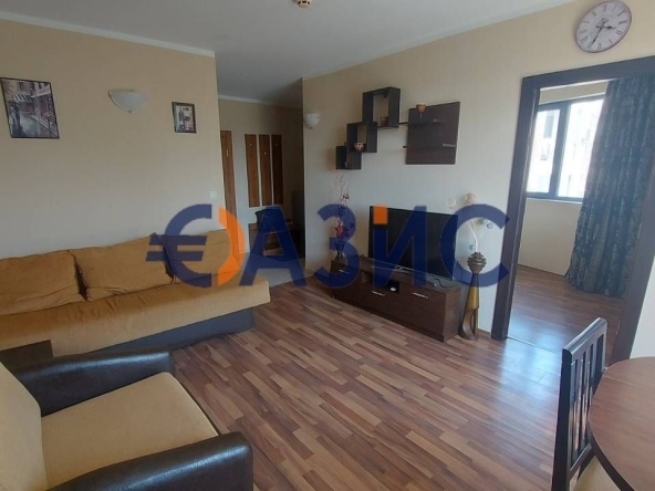 Тристаен апартамент в к.к. Слънчев бряг - 99 кв.м за 910 €/кв.м - Снимка #1