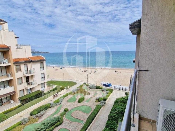 Двустаен апартамент в Обзор - 68 кв.м за 1088 €/кв.м - Снимка #1