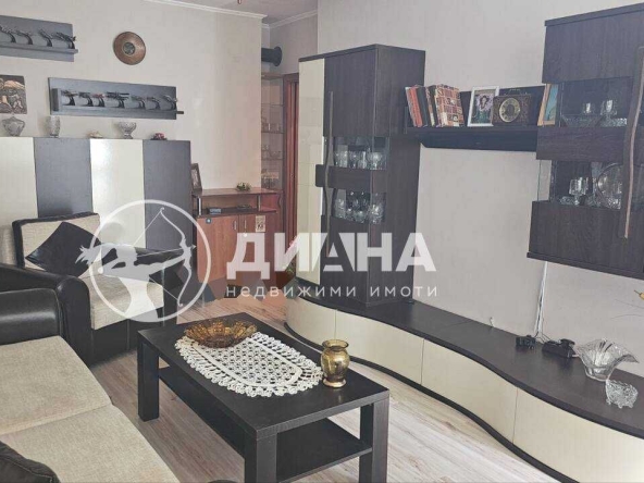 Двустаен апартамент в Пловдив, Каменица 2 - 68 кв.м за 1971 €/кв.м - Снимка #1