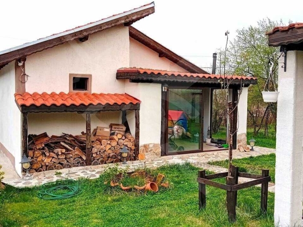 Къща в с. Росен, Област Бургас - 50 кв.м за 1900 €/кв.м - Снимка #1