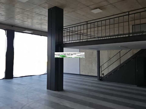 Дава се под наем Магазин в Пловдив, Беломорски - 180 кв.м за 1800 € - Снимка #1