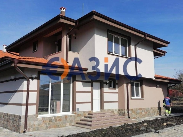 Къща в с. Полски извор, Област Бургас - 167 кв.м за 1048 €/кв.м - Снимка #1