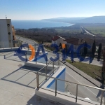 Тристаен апартамент в Бяла - 98 кв.м за 660 €/кв.м - Снимка #1