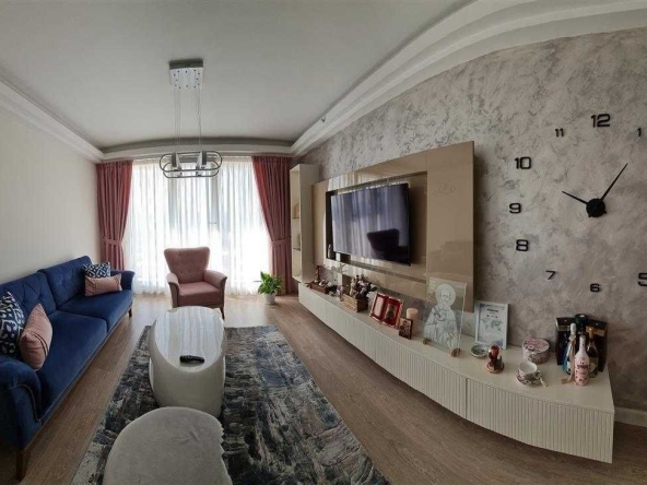Дава се под наем Двустаен апартамент в Бургас, Изгрев - 62 кв.м за 229.5 € - Снимка #1