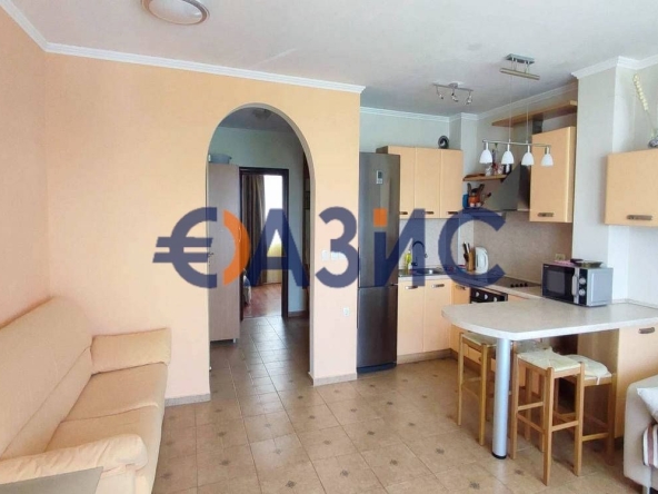 Тристаен апартамент в Свети Влас - 75 кв.м за 1600 €/кв.м - Снимка #1