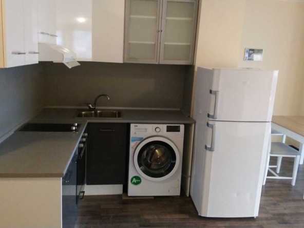 Дава се под наем Двустаен апартамент в София, Младост 4 - 90 кв.м за 612 € - Снимка #1