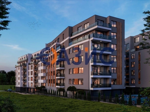 Двустаен апартамент в Бургас, Център - 60 кв.м за 922 €/кв.м - Снимка #1