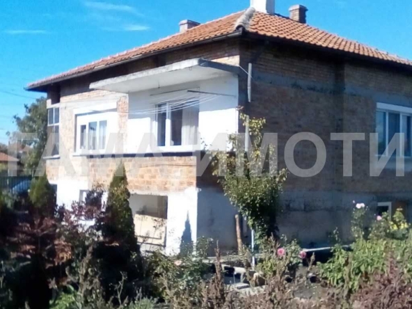 Къща в Бургас, Долно Езерово - 92 кв.м за 1042 €/кв.м - Снимка #1