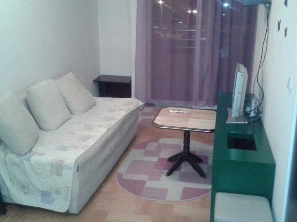 Дава се под наем Едностаен апартамент в София, Център - 46 кв.м за 306 € - Снимка #1