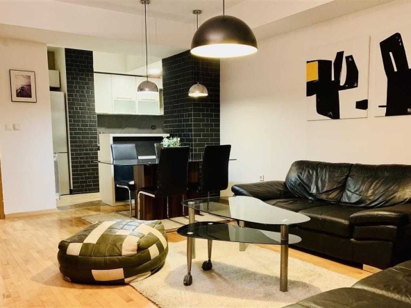 Дава се под наем Двустаен апартамент в Бургас, Братя Миладинови - 60 кв.м за 219.3 € - Снимка #1