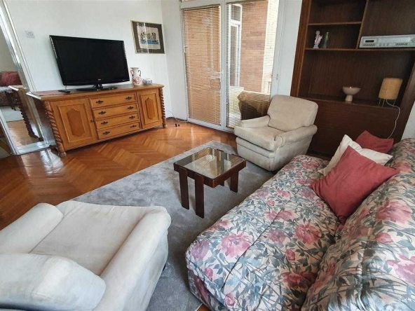 Дава се под наем Двустаен апартамент в София, Борово - 64 кв.м за 433.5 € - Снимка #1