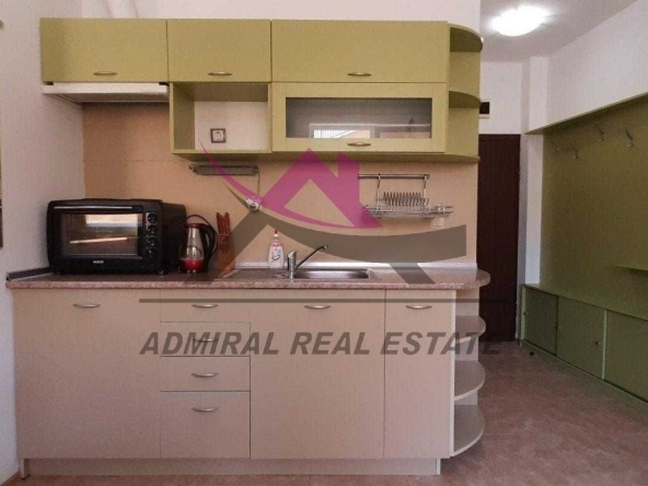 Дава се под наем Едностаен апартамент в Варна, м-т Св. Никола - 28 кв.м за 300 € - Снимка #1