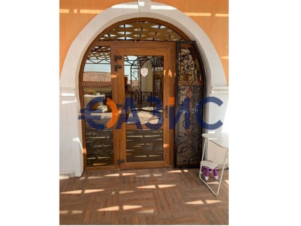 Къща в к.к. Елените - 217 кв.м за 776 €/кв.м - Снимка #1