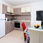 Дава се под наем Тристаен апартамент в Несебър - 85 кв.м за 1140 € - Снимка #1