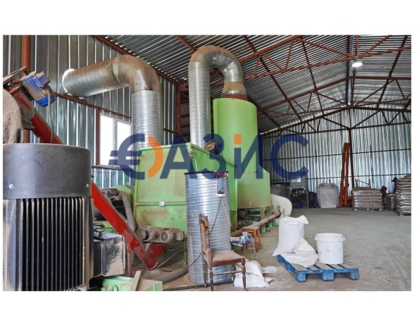 Заведение в с. Бата, Област Бургас - 3000 кв.м за 116 €/кв.м - Снимка #1