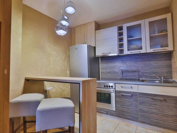 Дава се под наем Двустаен апартамент в София, Студентски град - 85 кв.м за 446.25 € - Снимка #1