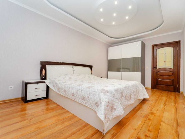 Дава се под наем Двустаен апартамент в София, Манастирски ливади - 80 кв.м за 400 € - Снимка #1